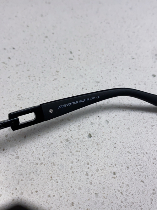 ルイヴィトンサングラス着用イメージ